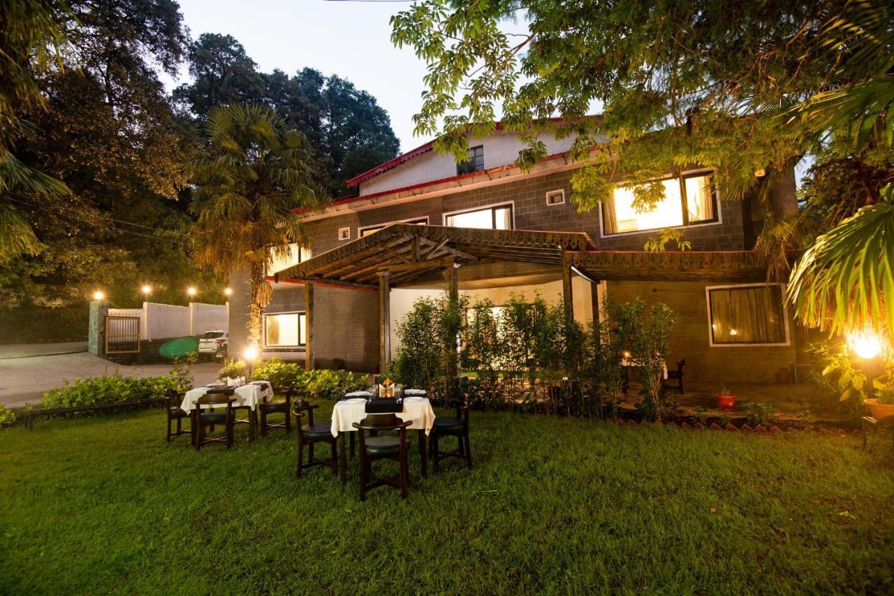 Langdale Manor Hotel Нейнитал Екстериор снимка