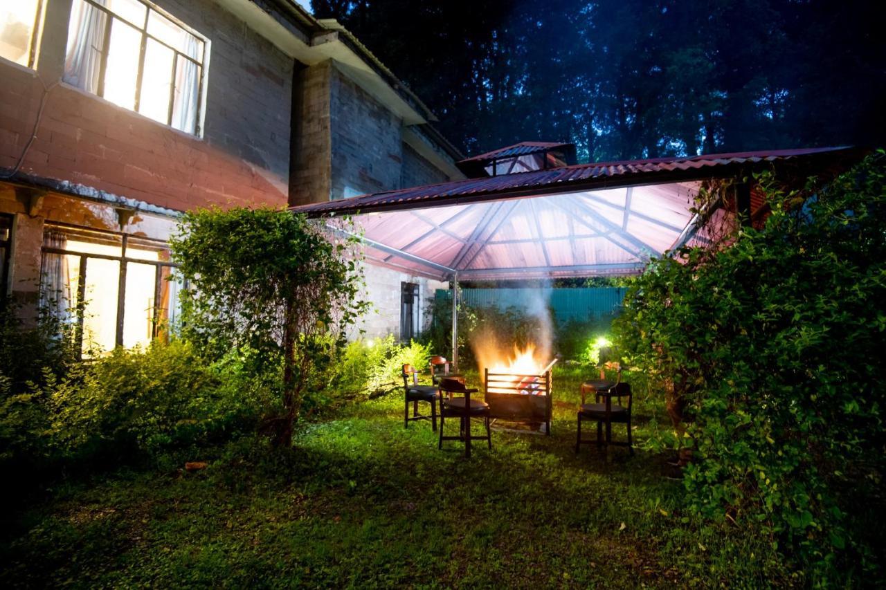 Langdale Manor Hotel Нейнитал Екстериор снимка