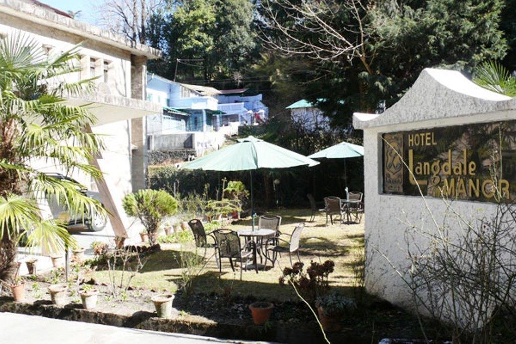Langdale Manor Hotel Нейнитал Екстериор снимка