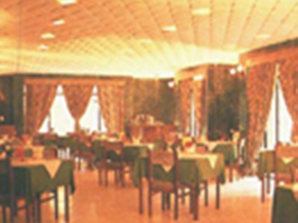 Langdale Manor Hotel Нейнитал Екстериор снимка